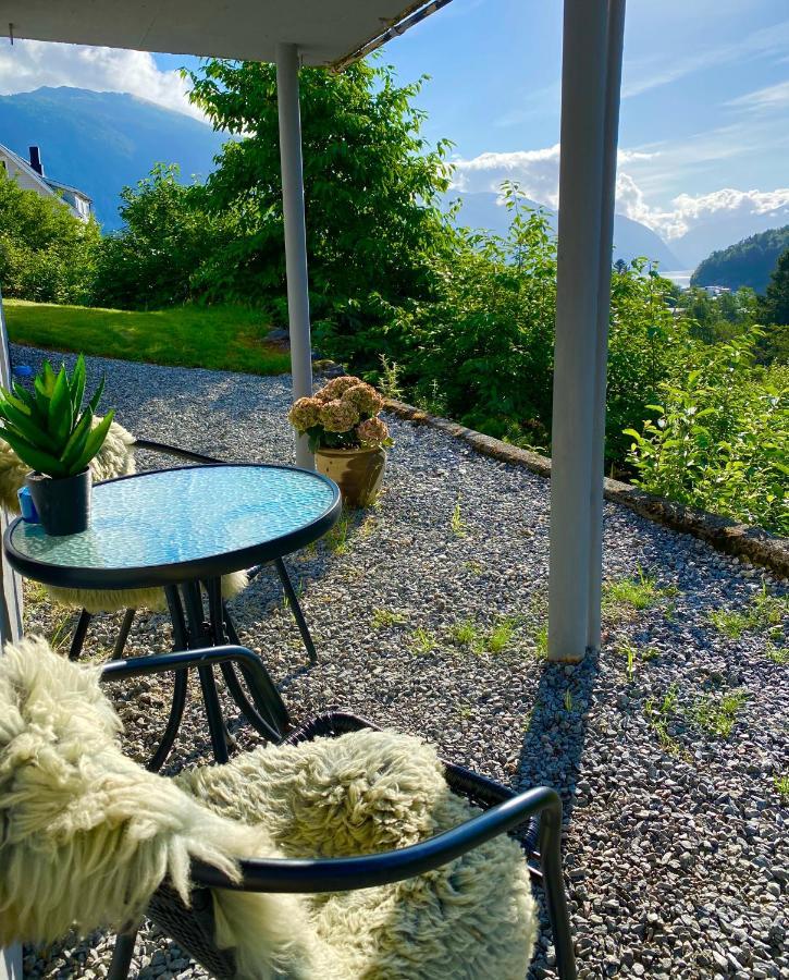 Villa Lovise Riverside Stranda  Eksteriør bilde