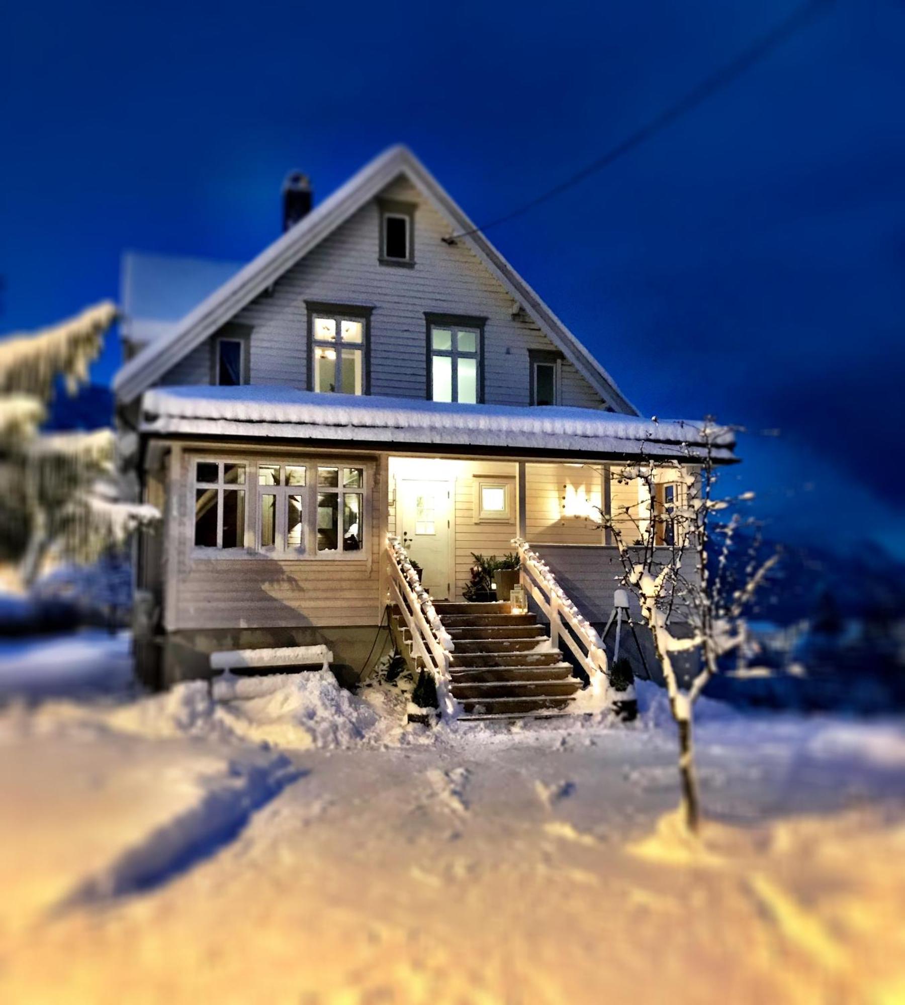 Villa Lovise Riverside Stranda  Eksteriør bilde